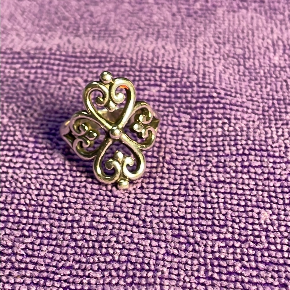 Elegant Silver Heart Ring